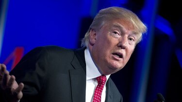 Trump y Carson, casi empatados en lucha por la nominación presidencial en EU
