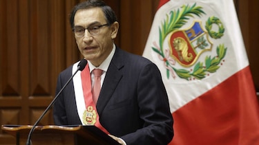 Martín Vizcarra promete firme lucha contra corrupción en Perú