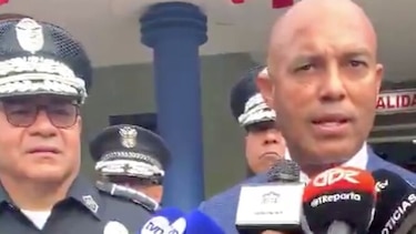 Policía Nacional entrega reconocimiento a Mariano Rivera