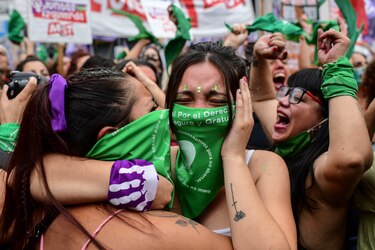 Argentina aprueba la legalización del aborto