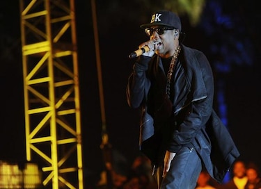 Hotel despide a quien grabó agresión a Jay Z