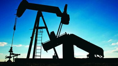 Petróleo sube tras mejor expectativa  económica 