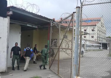 Balacera deja un muerto en cárcel de Colón