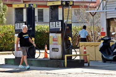 El transporte público en Cuba llega a horas críticas tras el racionamiento del combustible