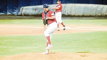 Severino González retornó con triunfo a la pelota nacional