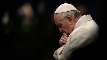 Papa clama ‘vergüenza’ en el Viacrucis por la sangre inocente de mujeres, niños e inmigrantes
