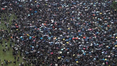 Twitter y Facebook acusan a China de desacreditar movimiento prodemocracia en Hong Kong