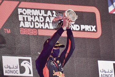 Verstappen se lleva el último GP