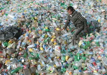 Menos del 10% del plástico es reciclado, critica la OCDE