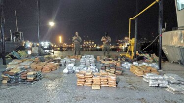 Panamá incauta más de una tonelada de marihuana y arresta a dos personas