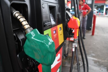 Estos son los precios de los combustibles a partir de este viernes 2 de mayo
