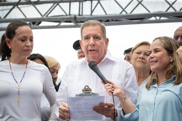 María Corina Machado reúne a una multitud en apoyo a Edmundo González Urrutia