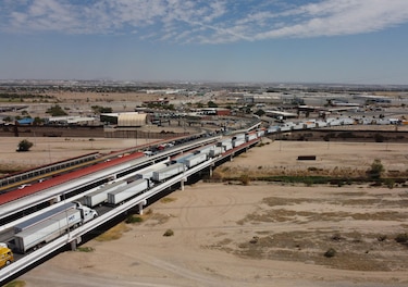 Crisis migratoria en la frontera norte de México detiene las primeras plantas industriales