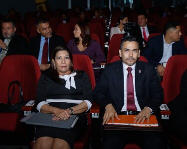 Transparencia Internacional presenta informe sobre el nombramiento de los procuradores