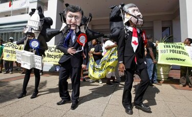 Sudáfrica intenta salvar negociaciones del clima de la ONU