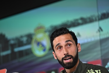 Arbeloa: ‘No voy a quemar a mis jugadores en una hoguera pública, no se lo merecen’