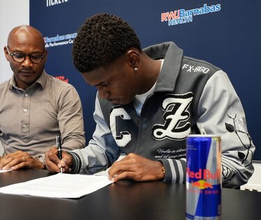 Mijahir Jiménez firma con New York Red Bulls y da el salto a la MLS