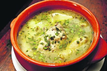 Proponen ley para resaltar la cutarra y el sancocho