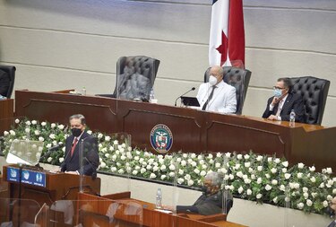 Dos años de gobierno: los velos de la gestión pública 