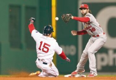 Boston pegó primero en casa