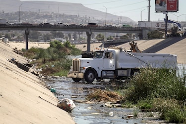 Organizaciones exigen atender la contaminación del río Tijuana