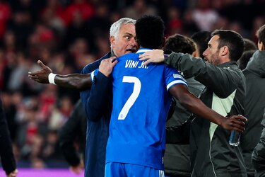 Kompany dice que la actitud de Mourinho ante Vinicius es lo más grave del caso Prestianni