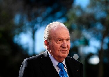 Juan Carlos I presenta documentos para resolver situación fiscal