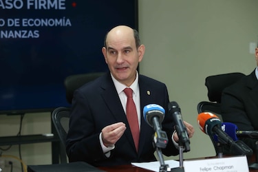 El MEF revela que no se podrá cumplir este año la meta fiscal de 2%  