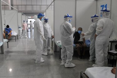 Ecuador admite ‘problemas’ en manejo de muertos por la Covid-19