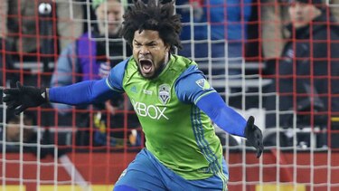 Román Torres, nominado al latino del año de la MLS