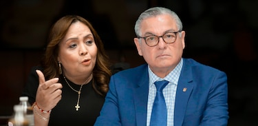 Planilla sobre ruedas: choferes de la Asamblea cuestan $2.8 millones al año