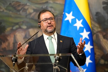 Venezuela emite una ‘alerta máxima de viaje’ a nacionales que vivan o planeen ir a Estados Unidos