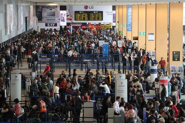 Pérdidas por fallo en el aeropuerto de Lima se estiman en $10 millones, según las autoridades