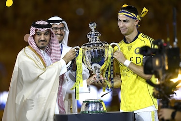 Cristiano firma un doblete y levanta su primera liga en Arabia, la décima del Al Nassr