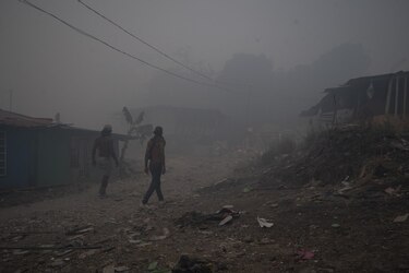 Atienden a 27 personas afectadas por el humo tóxico que emana de cerro Patacón