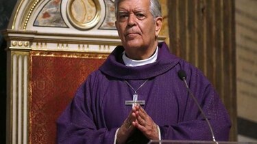 Cardenal propone postergar diálogos en Venezuela