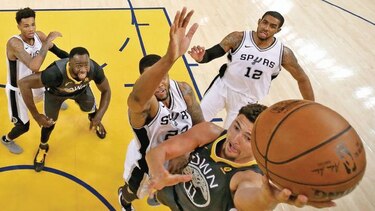 Warriors parecen no extrañar a Curry