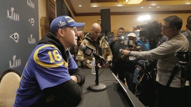 Rams - Patriots: un choque de generaciones