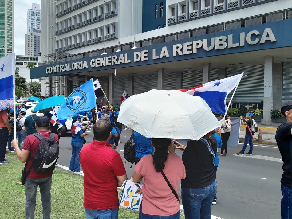 ‘Esta lucha no es de uno, es de todos’: docentes mantienen presión en las calles