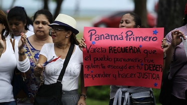 Protestan contra el programa crisol de razas