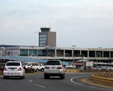 Detienen en Panamá a extranjero reclamado en Costa Rica por tráfico menores