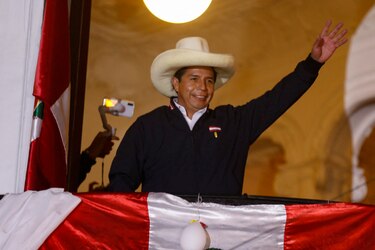 El izquierdista Pedro Castillo será el nuevo presidente de Perú, anuncia el jurado electoral