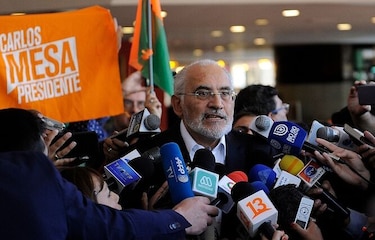 Carlos Mesa denuncia 'fraude' en elecciones de Bolivia