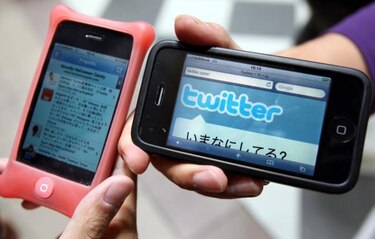 Twitter se disculpa por aparición de pornografía en su servicio