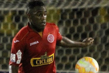 Panameño Tejada saca al Aurich de mala racha