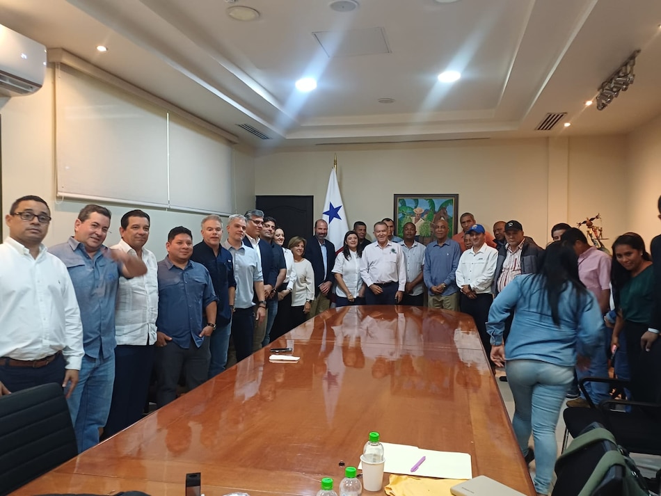 Capac y siete sindicatos acuerdan nueva convención colectiva hasta el 2029