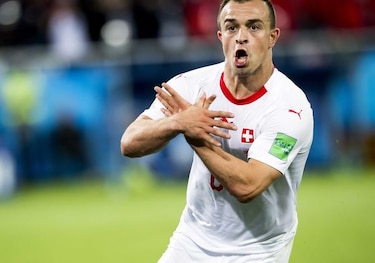 FIFA sanciona a tres suizos por gestos ante Serbia