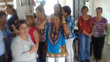 Afectados por dietilenglicol en provincias centrales piden que se agilicen certificaciones