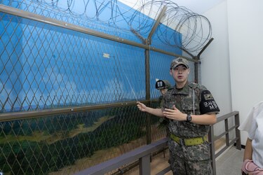 Un día en la Zona Desmilitarizada de Corea del Sur, una de las fronteras más peligrosas del mundo