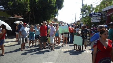 Extranjeros y panameños protestan por falta de seguridad de Pedasí